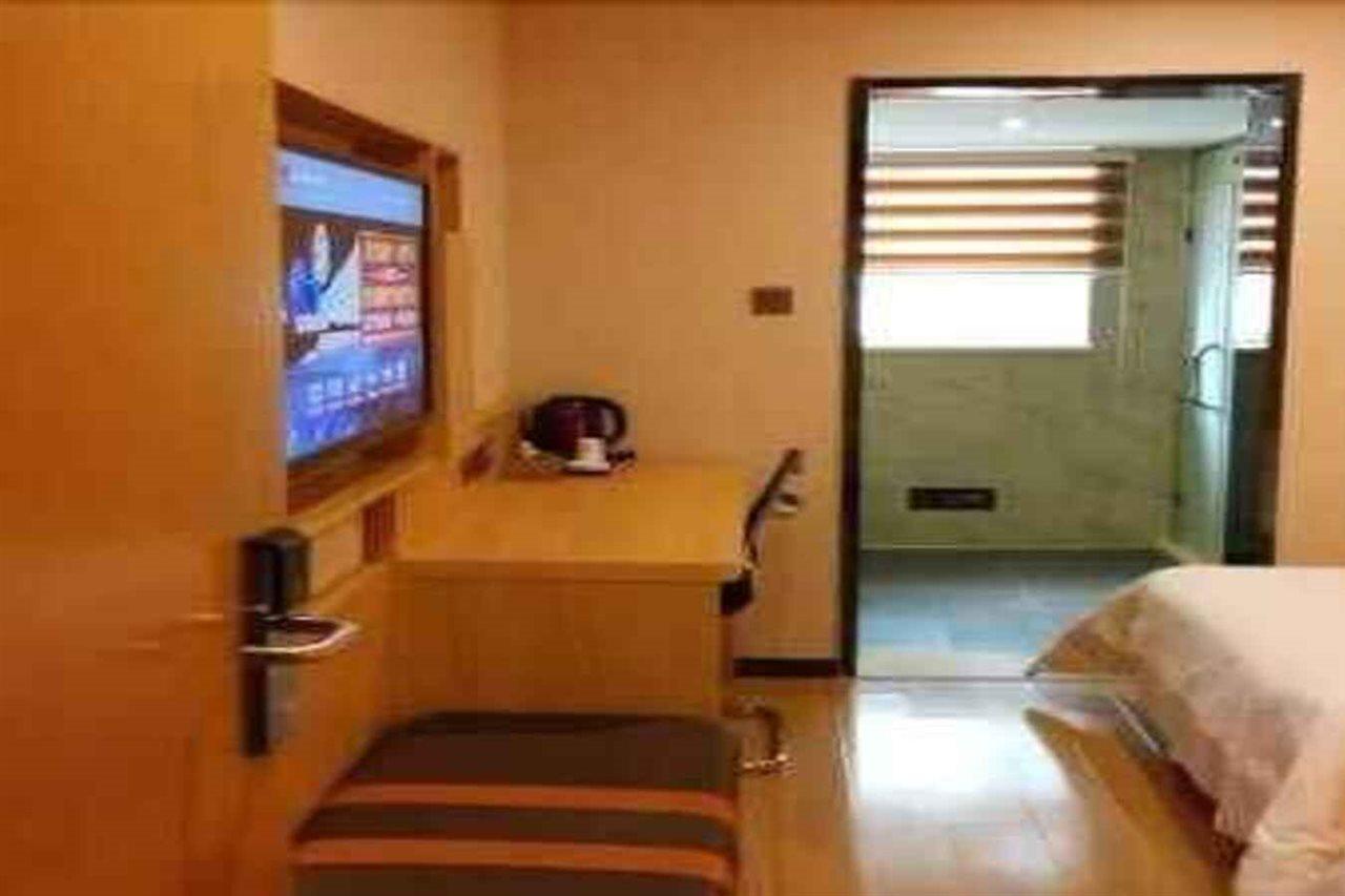 فندق 7Days Premium Chongqin Jiangbei International Airport Hub Station تشونغتشينغ المظهر الخارجي الصورة